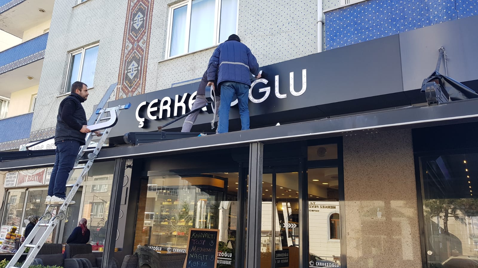 Çerkezkoğlu Kutu Harf